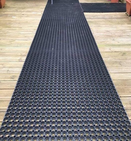 Long Rubber Grass Mat